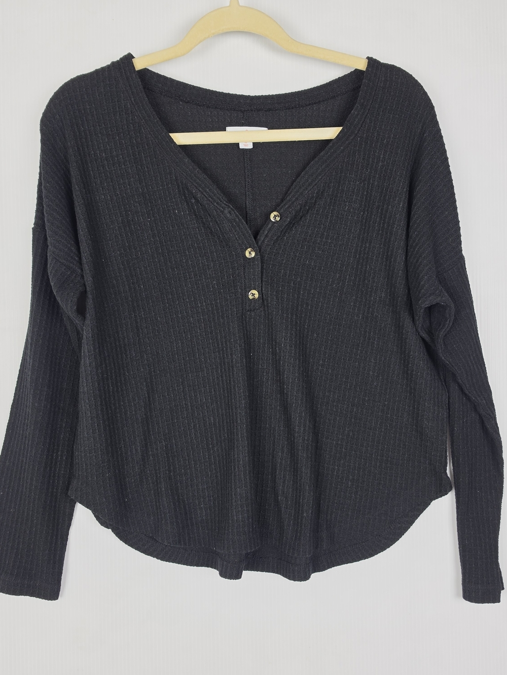 Colsie Black Waffle Knit Henley Long Sleeve Top